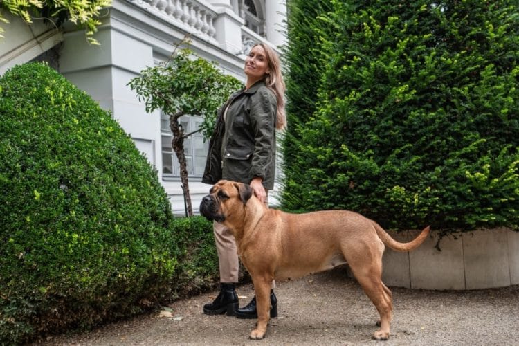 Tierliebhaber: Josefine Schmidt mit Hera im gelebtem New Work