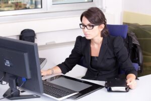 Frauen in der IT-Branche: Warum gibt es immer noch weniger weibliche Mitarbeiter ...